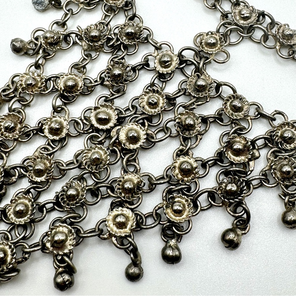 Vintage 80s Chain Mail Boho Goth Bracelet Hand Jewelry - Picture 4 of 5